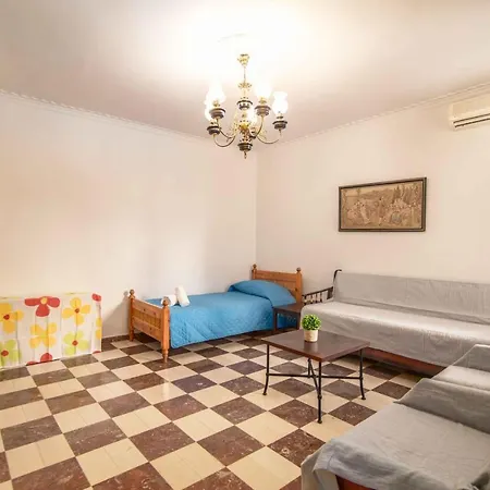 Nona Marina 6 Bed Family In Benitses Feriehus