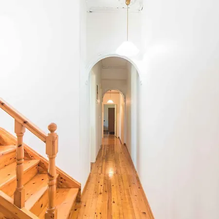 Nona Marina 6 Bed Family In Benitses